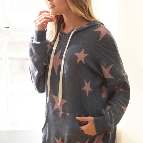🆕Star print oversized hooded pullover - Picture 10 of 16